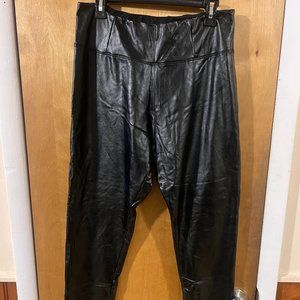 Love Nation Women's Black Stretchy Faux Leather Polyester Pants - XL